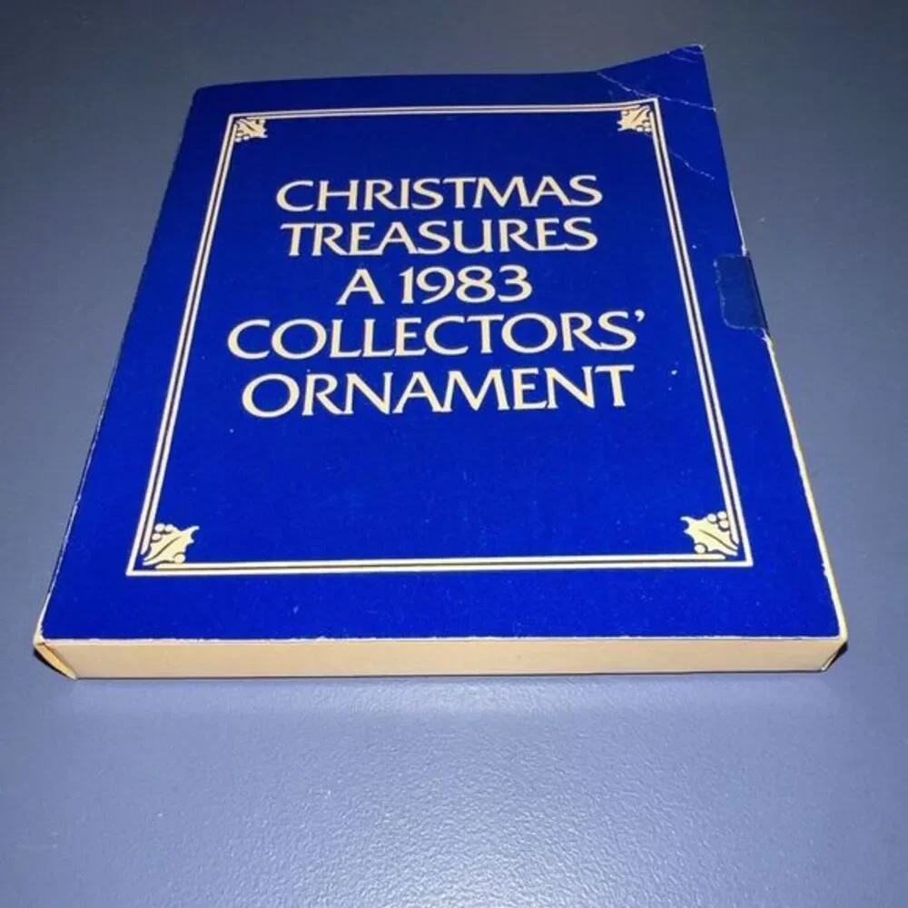 1983 Christmas Treasures‎ Collector Ornament Deer Fawn Clear Acrylic 3 1/2 Inch